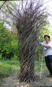 5-making-the-installation- TRIBUTE TO THE TREE-